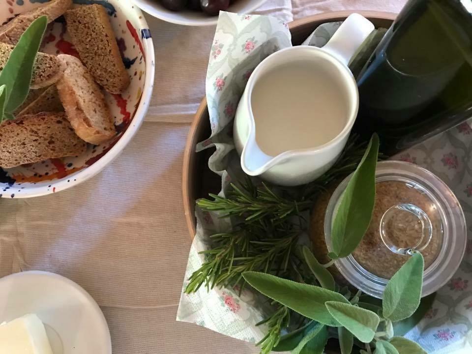 Agriturismo "Le Cannelle" Spa & Day Wellness Villa Fossombrone Luaran gambar